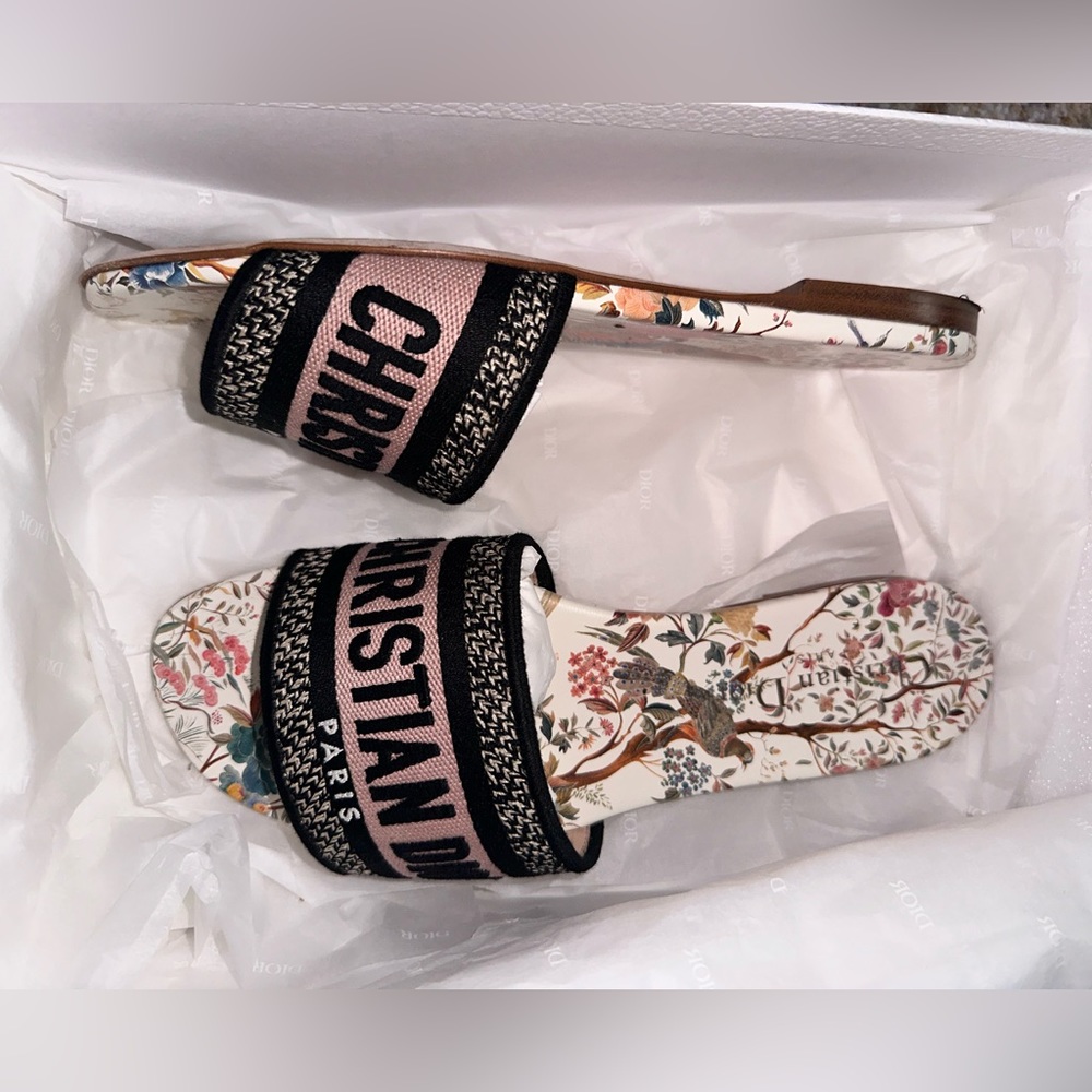 CHRISTIAN DIOR DWAY CANVAS SLIDES / SANDALS